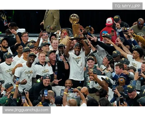 卡里姆·阿布杜尔-贾巴尔：从篮球传奇到文化象征的辉煌历程