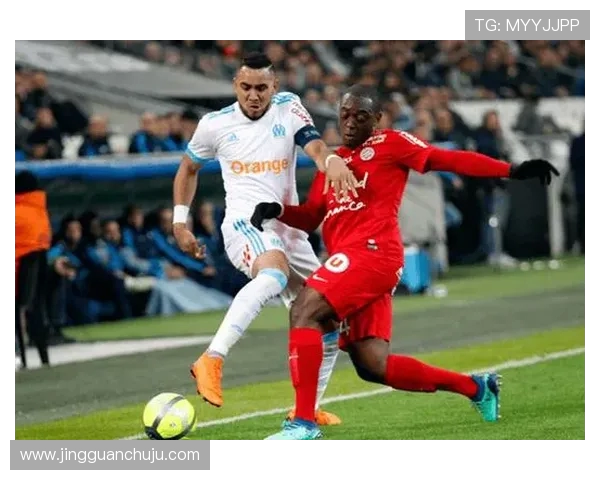 尼姆主场迎战阿尔勒争夺法乙联赛关键三分之战